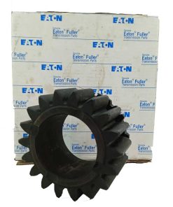 Alternative view of ENGRENAGEM 3ª CAMBIO VALMET 1280ABH205 EATON 81320910 18X27Z
